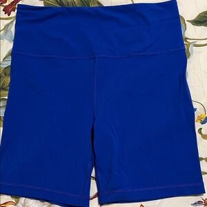 Athleta ultra high rise elation 7’ short